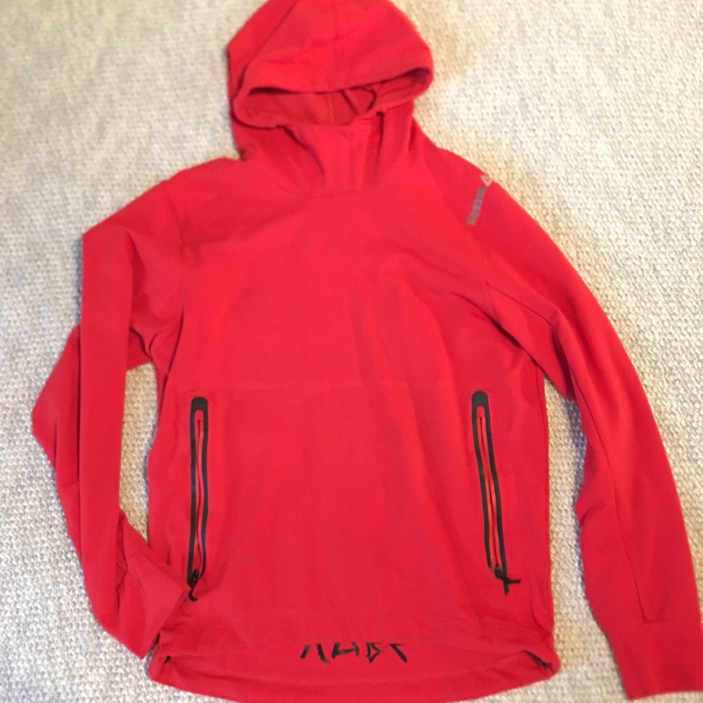 Athletic sweater
